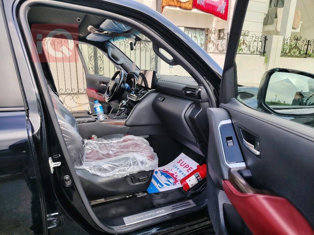 تويوتا لاندكروزر